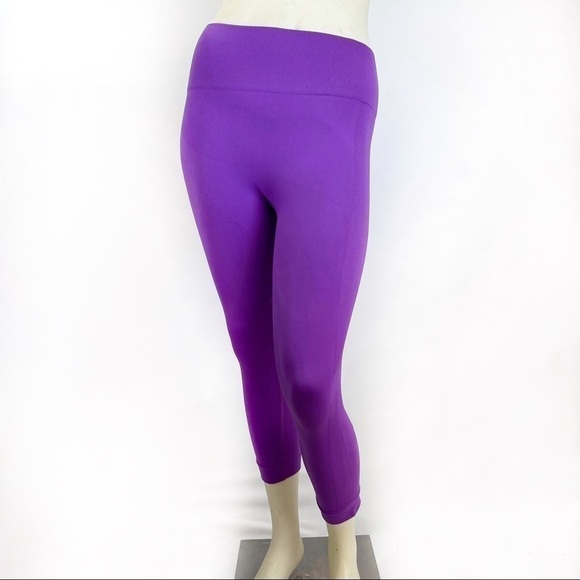 Lululemon Zone In Crop purple leggings size 8 - Picture 5 of 15